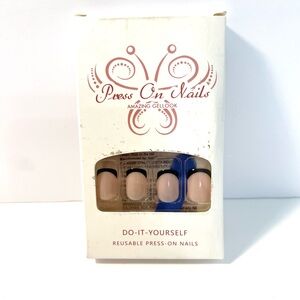 Black French Press On Nails | 24pc Set